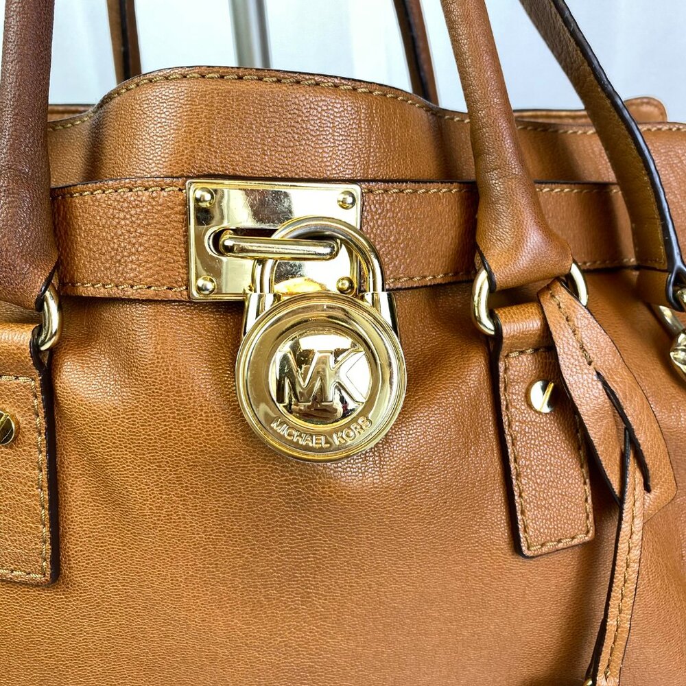 Michael Kors Hamilton Brown Pebbled Leather Satchel | Gold Hardware ✨ Maeve - Picture 3 of 12